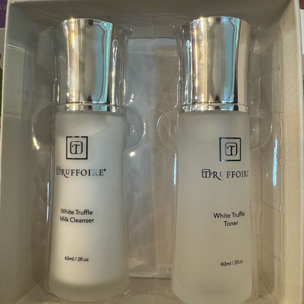 White Truffle Milk Cleanser & Toner Set - Frosted White